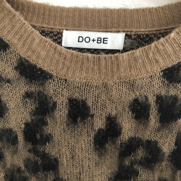 Do+Be Cheetah Animal Pattern Long Sleeve Sweater - Picture 4 of 7
